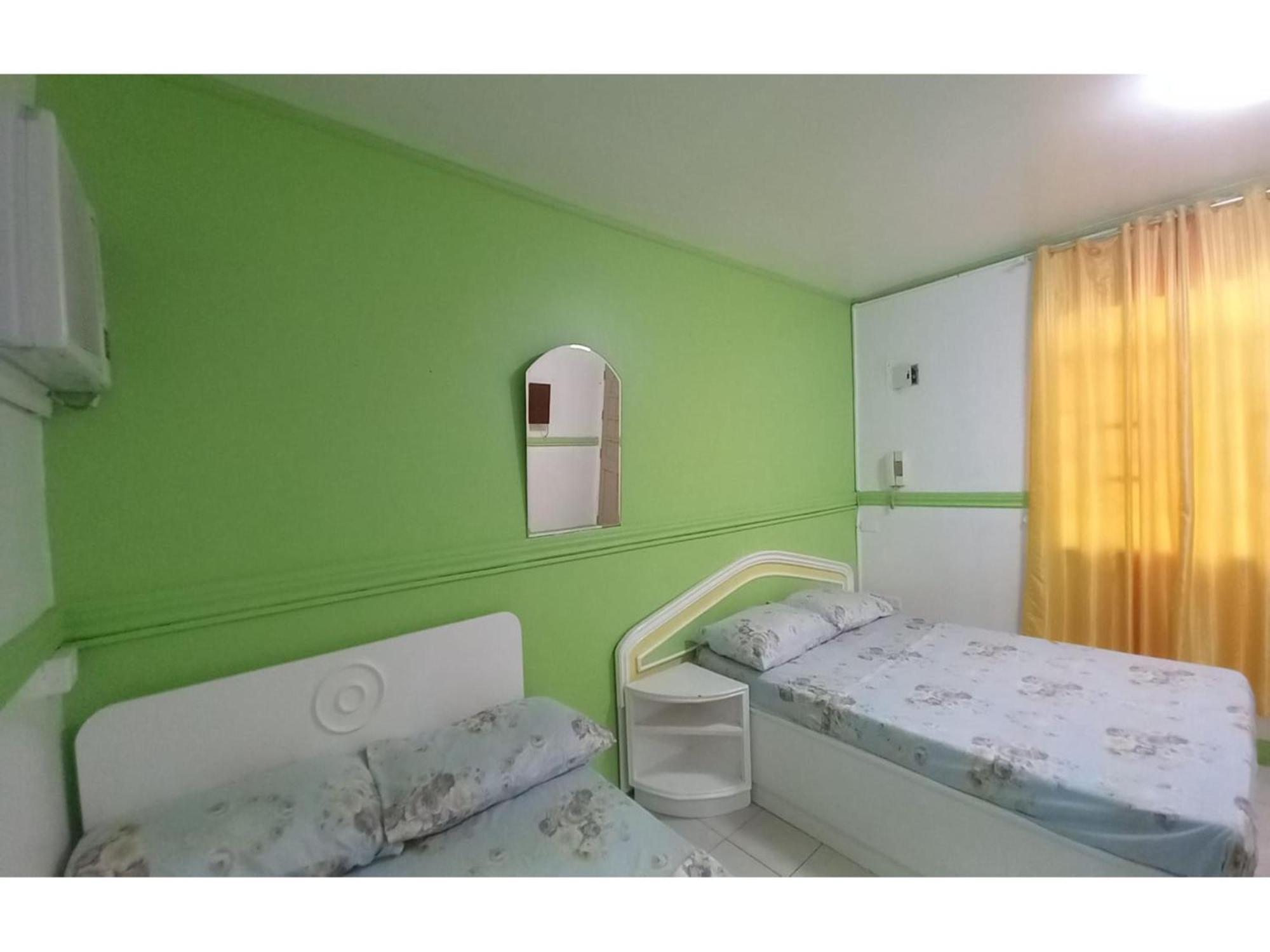 Oyo 1048 Jomckayl Apartelle Naga  Eksteriør bilde